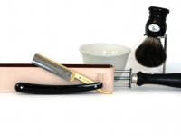 Rasiermesser Set Angebot 5-teilig mit DOVO Bismarck Rasiermesser und Dachshaar Rasierpinsel